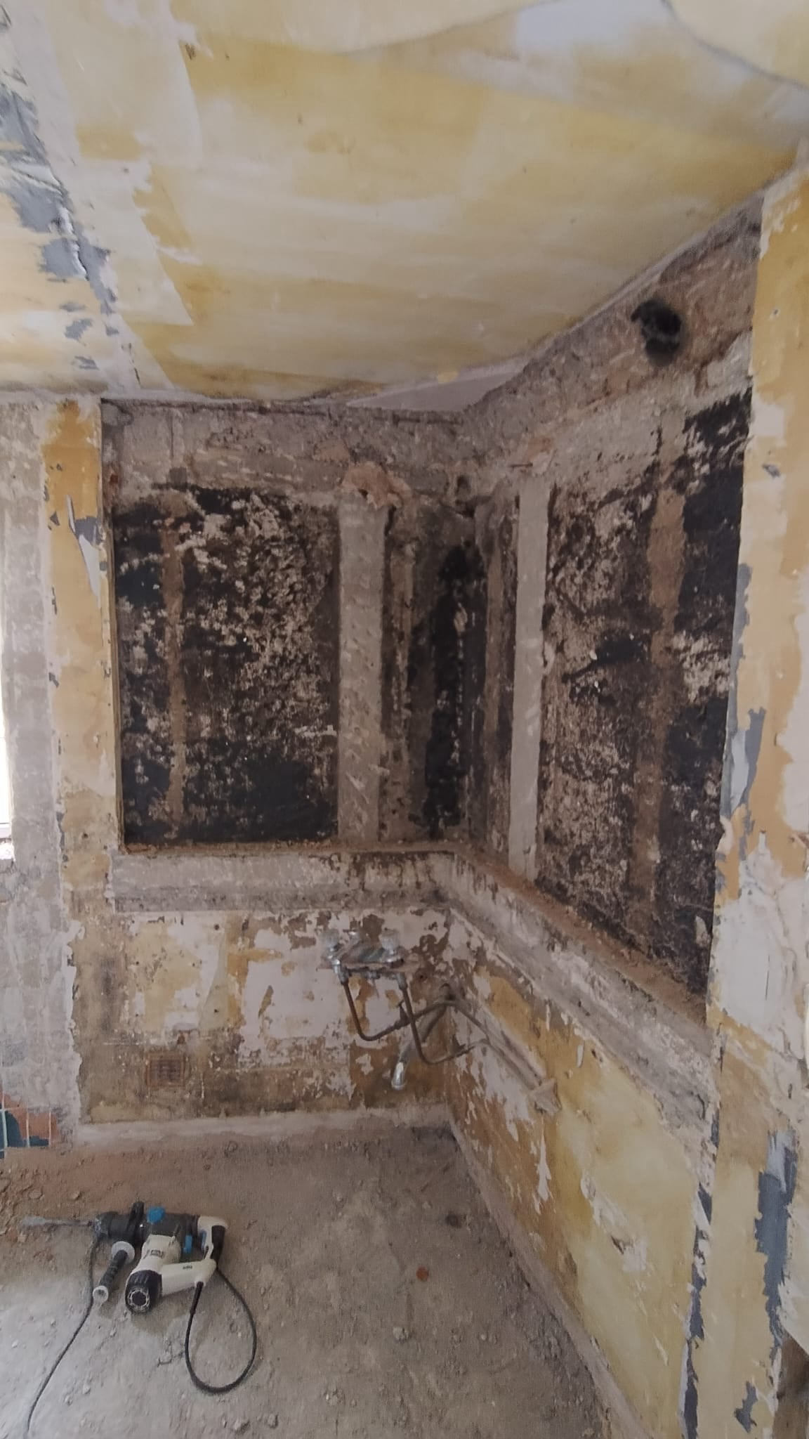 INTERIOR TRANSFORMATIONS